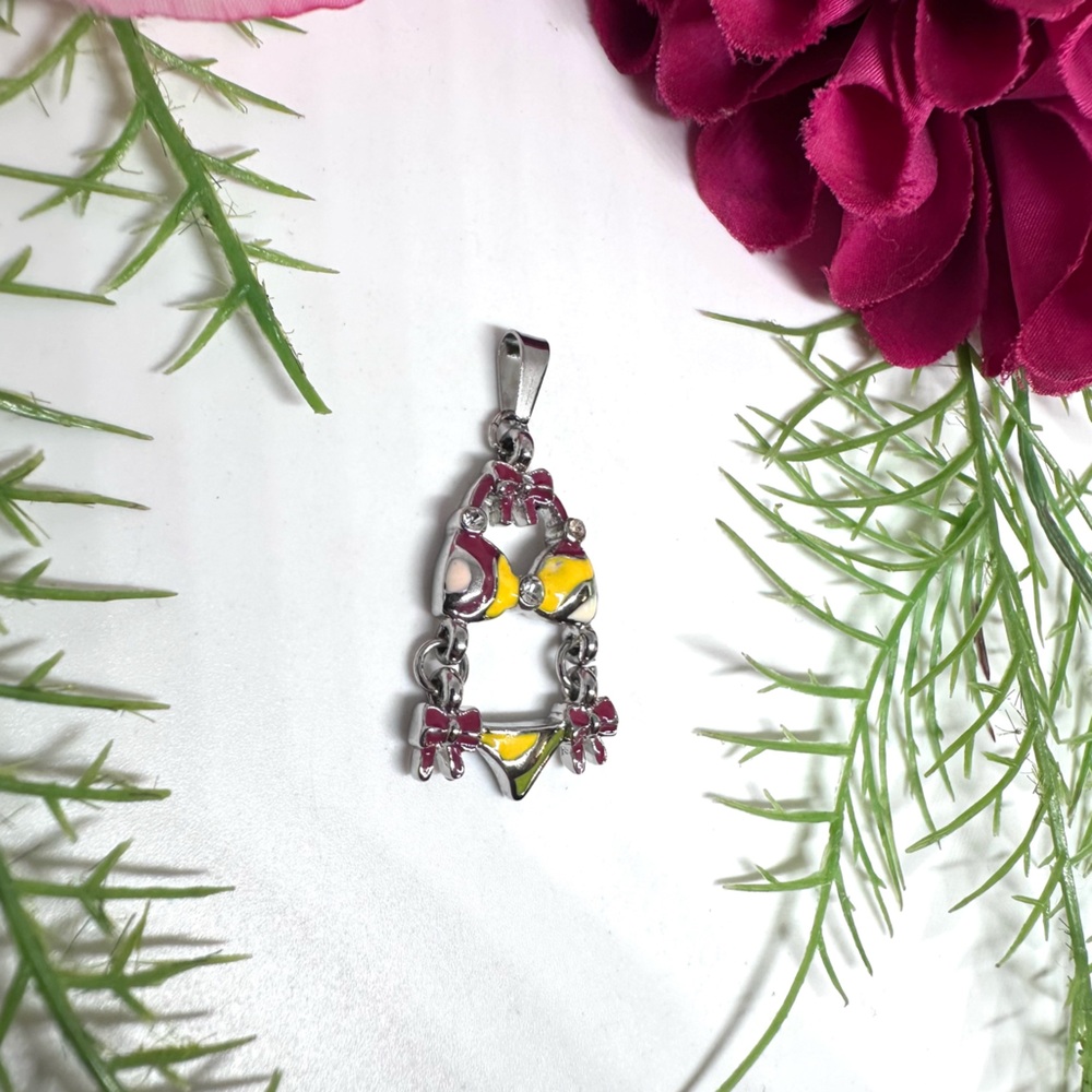 NEW⚜️Enamel Bikini Charm Pendant - Picture 4 of 7